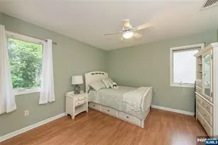 37 Thomas, Wayne, NJ 07470 - Photo 25