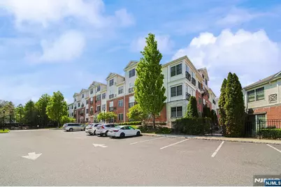 1302 The Plaza 1302 #1302, Tenafly, NJ 07670 - Photo 37