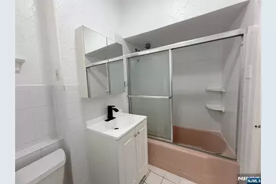 62 Farnham Avenue 1 #1, Garfield, NJ 07026 - Photo 7
