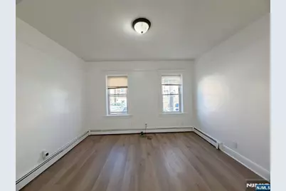 62 Farnham Avenue 1 #1, Garfield, NJ 07026 - Photo 5