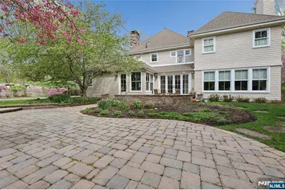 128 Westervelt Avenue, Tenafly, NJ 07670 - Photo 11
