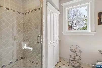 128 Westervelt Avenue, Tenafly, NJ 07670 - Photo 33