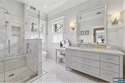 128 Westervelt Avenue, Tenafly, NJ 07670 - Photo 27