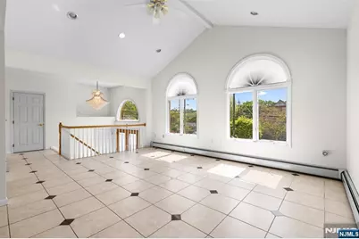 499 Morse Avenue, Ridgefield, NJ 07657 - Photo 7