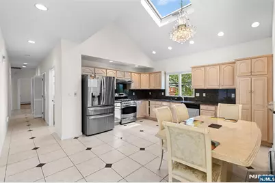 499 Morse Avenue, Ridgefield, NJ 07657 - Photo 15