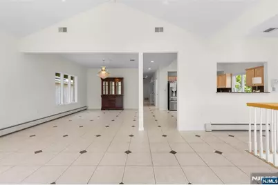 499 Morse Avenue, Ridgefield, NJ 07657 - Photo 9