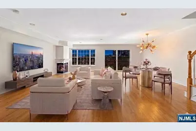 119 Panorama Drive 119 #119, Edgewater, NJ 07020 - Photo 11