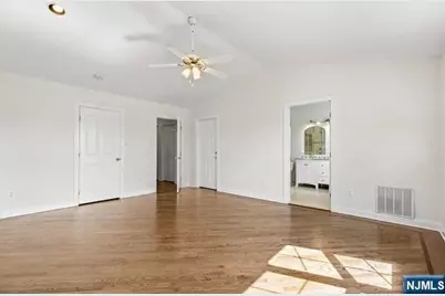 119 Panorama Drive 119 #119, Edgewater, NJ 07020 - Photo 21