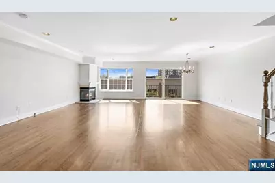 119 Panorama Drive 119 #119, Edgewater, NJ 07020 - Photo 7
