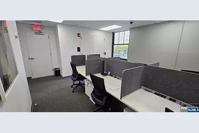972 Broad Street Floor 3 #Floor 3, Newark, NJ 07102 - Photo 21