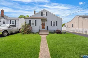101 Westminster Pl, Saddle Brook Township, NJ 07663 - Photo 1