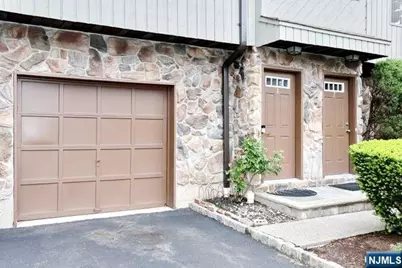 290 Hamilton Place 4 #4, Hackensack, NJ 07601 - Photo 3