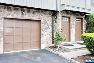 290 Hamilton Pl 4, Hackensack, NJ 07601 - Photo 3