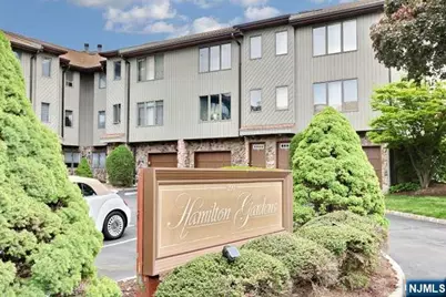 290 Hamilton Place 4 #4, Hackensack, NJ 07601 - Photo 1