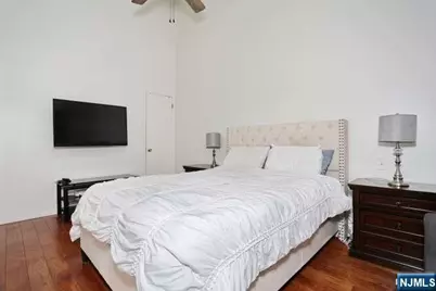 290 Hamilton Place 4 #4, Hackensack, NJ 07601 - Photo 27