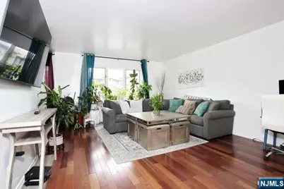 290 Hamilton Place 4 #4, Hackensack, NJ 07601 - Photo 5