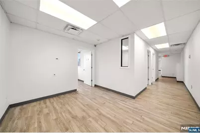 40 Broad Avenue, Palisades Park, NJ 07650 - Photo 11