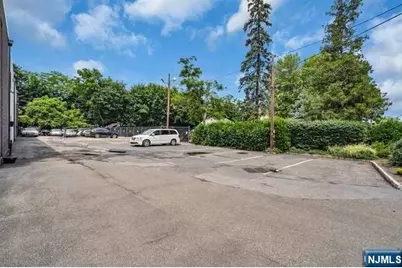 164 Franklin Turnpike 2 #2, Mahwah, NJ 07430 - Photo 3