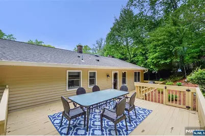630 Van Emburgh Avenue, Washington Township, NJ 07676 - Photo 29