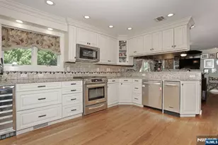 33 Randolph St, Park Ridge, NJ 07656 - Photo 7