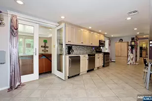 33 Randolph St, Park Ridge, NJ 07656 - Photo 25