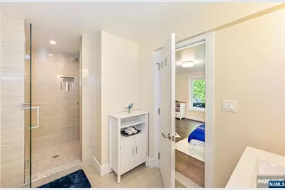 655 Floyd Street, Englewood Cliffs, NJ 07632 - Photo 25
