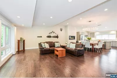 655 Floyd Street, Englewood Cliffs, NJ 07632 - Photo 11