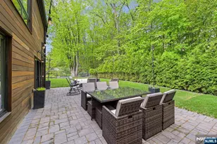 655 Floyd St, Englewood Cliffs, NJ 07632 - Photo 31