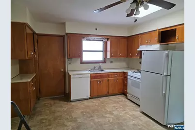 124 Main Street Back #back, Lodi, NJ 07644 - Photo 3