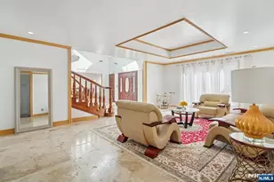 91 Chestnut Ridge Rd, Saddle River, NJ 07458 - Photo 9