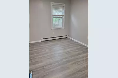15 Somerset Street 1st Floor #1st floor, Garfield, NJ 07026 - Photo 9