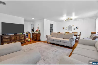 266 Garibaldi Avenue, Lodi, NJ 07644 - Photo 11