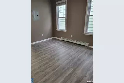 15 Somerset Second Floor #second floor, Garfield, NJ 07026 - Photo 3