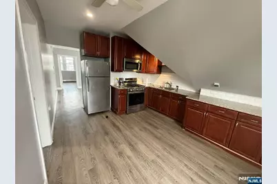 301 Burhans Avenue, Haledon, NJ 07508 - Photo 23