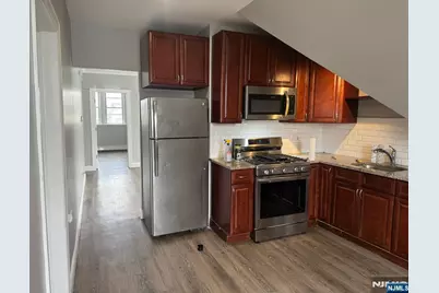 301 Burhans Avenue, Haledon, NJ 07508 - Photo 17
