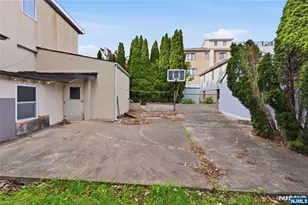 388 Highland Ave, Cliffside Park, NJ 07010 - Photo 11