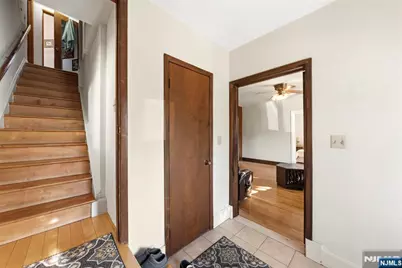 388 Highland Avenue, Cliffside Park, NJ 07010 - Photo 29