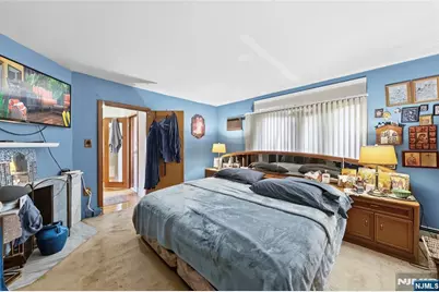 388 Highland Avenue, Cliffside Park, NJ 07010 - Photo 35