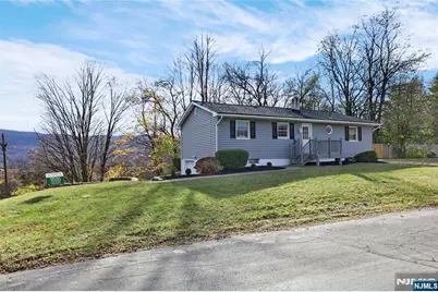 6 Van Buren Avenue, Vernon, NJ 07462 - Photo 1