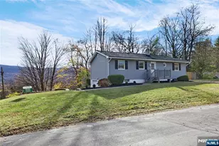 6 Van Buren Ave, Vernon, NJ 07462 - Photo 1