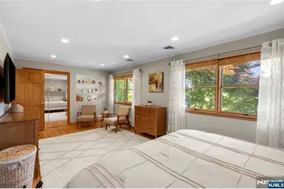 66 Roehrs Drive, Wallington, NJ 07057 - Photo 13
