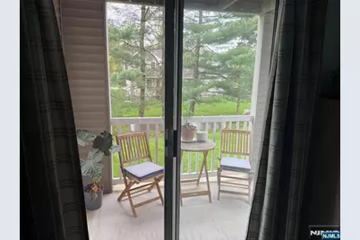 215 Orchard Pk 215 #215, Allendale, NJ 07401 - Photo 7