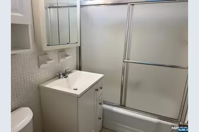 4 Horizon Road 1417 #1417, Fort Lee, NJ 07024 - Photo 9