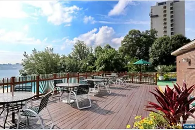 4 Horizon Road 1417 #1417, Fort Lee, NJ 07024 - Photo 11
