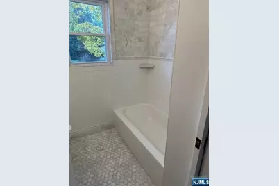 12 N Island Avenue, Ramsey, NJ 07446 - Photo 9