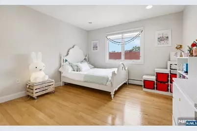 330 New York Avenue B #B, Fort Lee, NJ 07024 - Photo 31