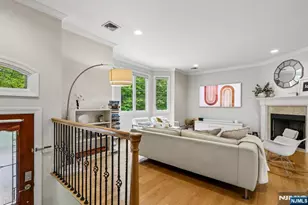 330 New York Ave B, Fort Lee, NJ 07024 - Photo 7