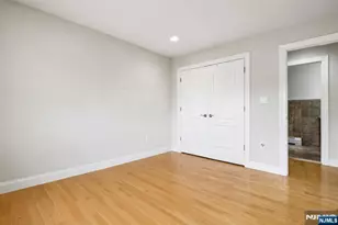 330 New York Ave B, Fort Lee, NJ 07024 - Photo 37