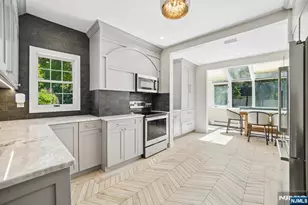 42 Hillside Ave, Upper Saddle River, NJ 07458 - Photo 11
