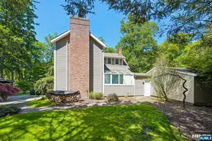 42 Hillside Ave, Upper Saddle River, NJ 07458 - Photo 31